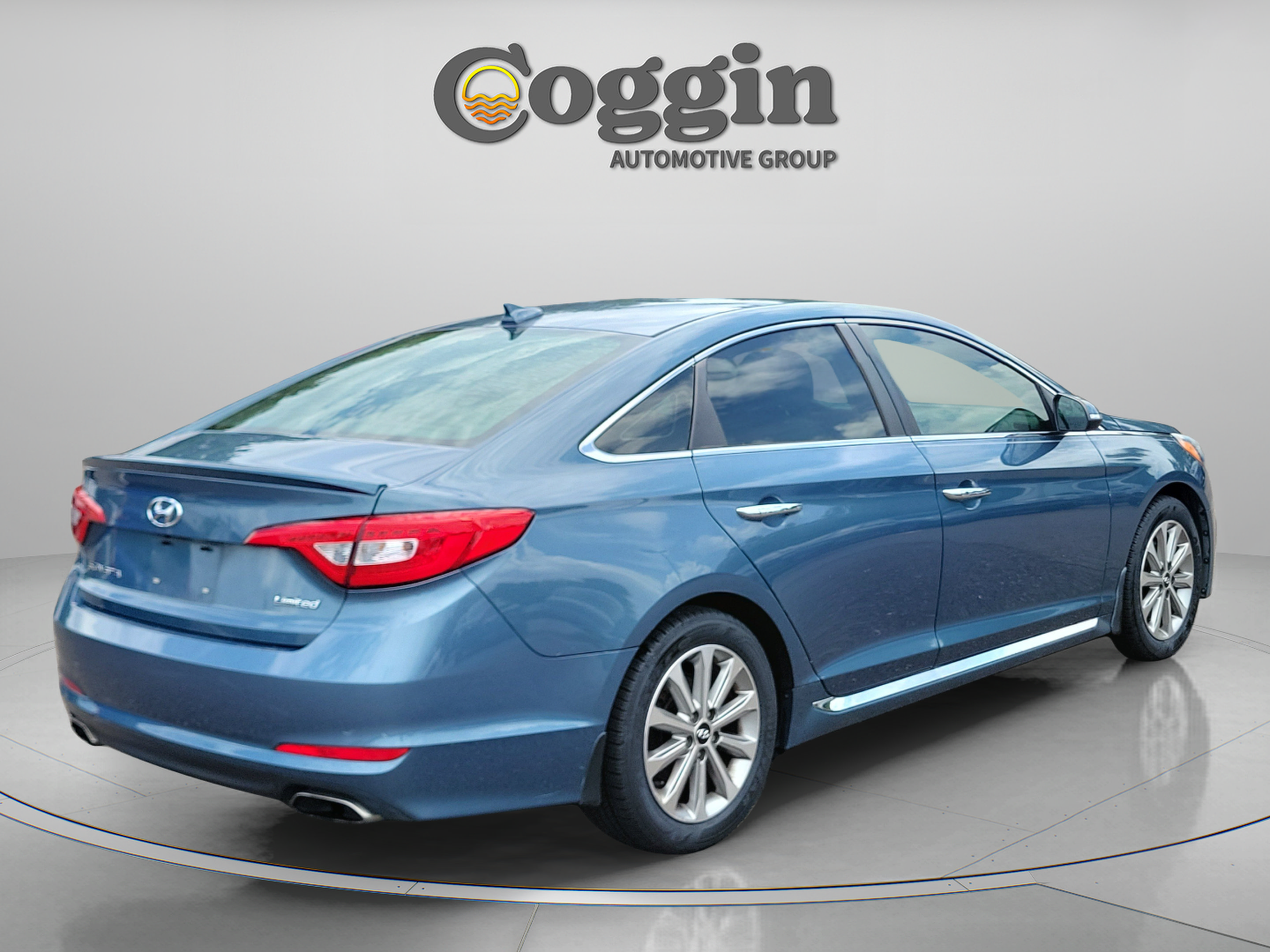 Used 2017 Hyundai Sonata Limited w/ Tech Package 03 FWD image 5