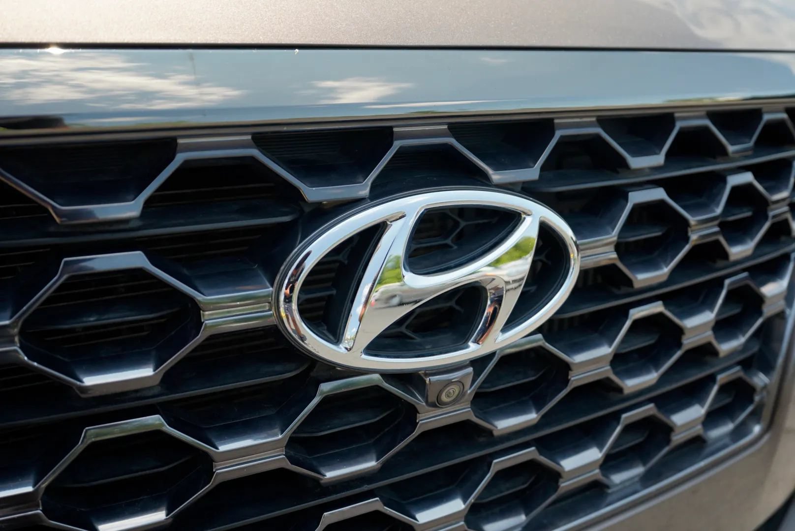 Used 2020 Hyundai Santa Fe Limited AWD/4WD image 10