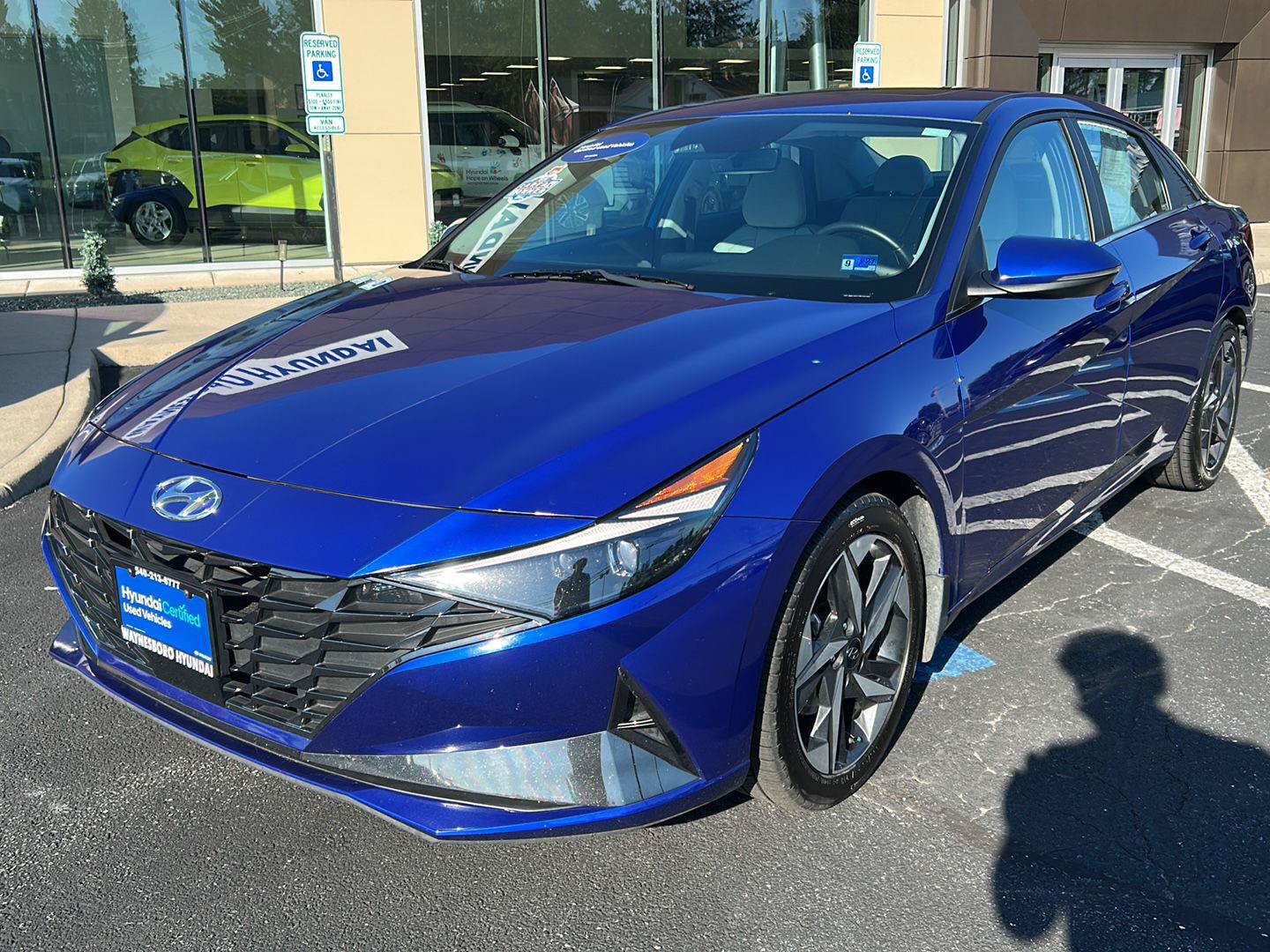 Certified 2023 Hyundai Elantra Limited FWD image 2