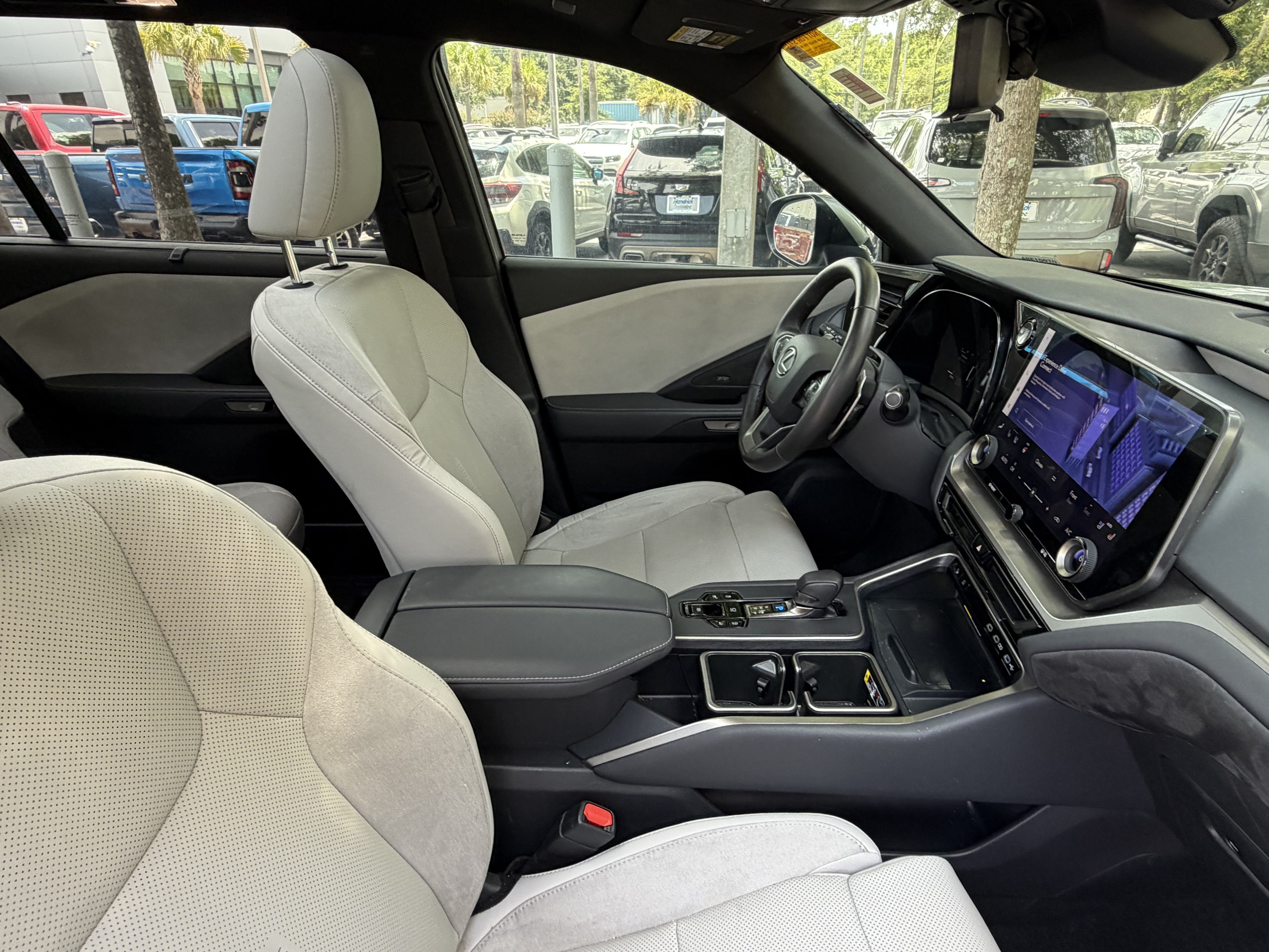 Used 2025 Lexus TX 350 AWD w/ Technology Package image 45