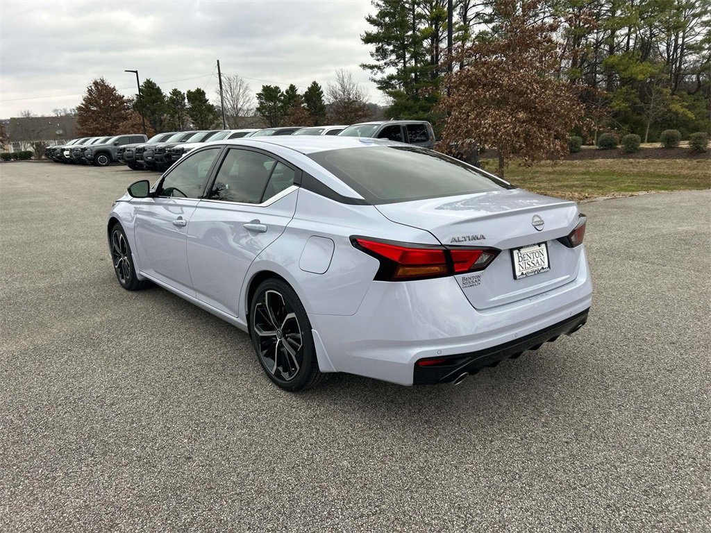 New 2025 Nissan Altima 2.5 SR w/ SR Premium Package image 5