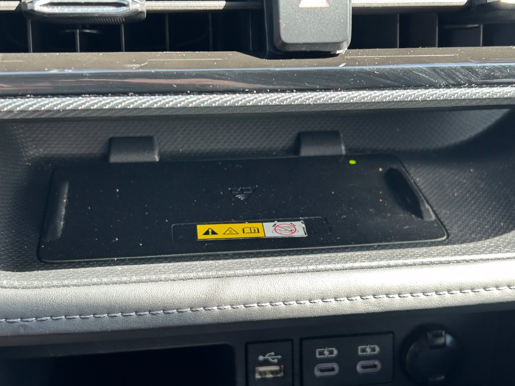 Used 2023 Toyota Highlander XSE FWD image 33