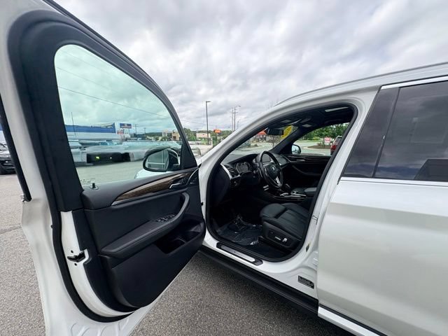Used 2019 BMW X3 xDrive30i w/ Driving Assistance Package AWD/4WD image 21