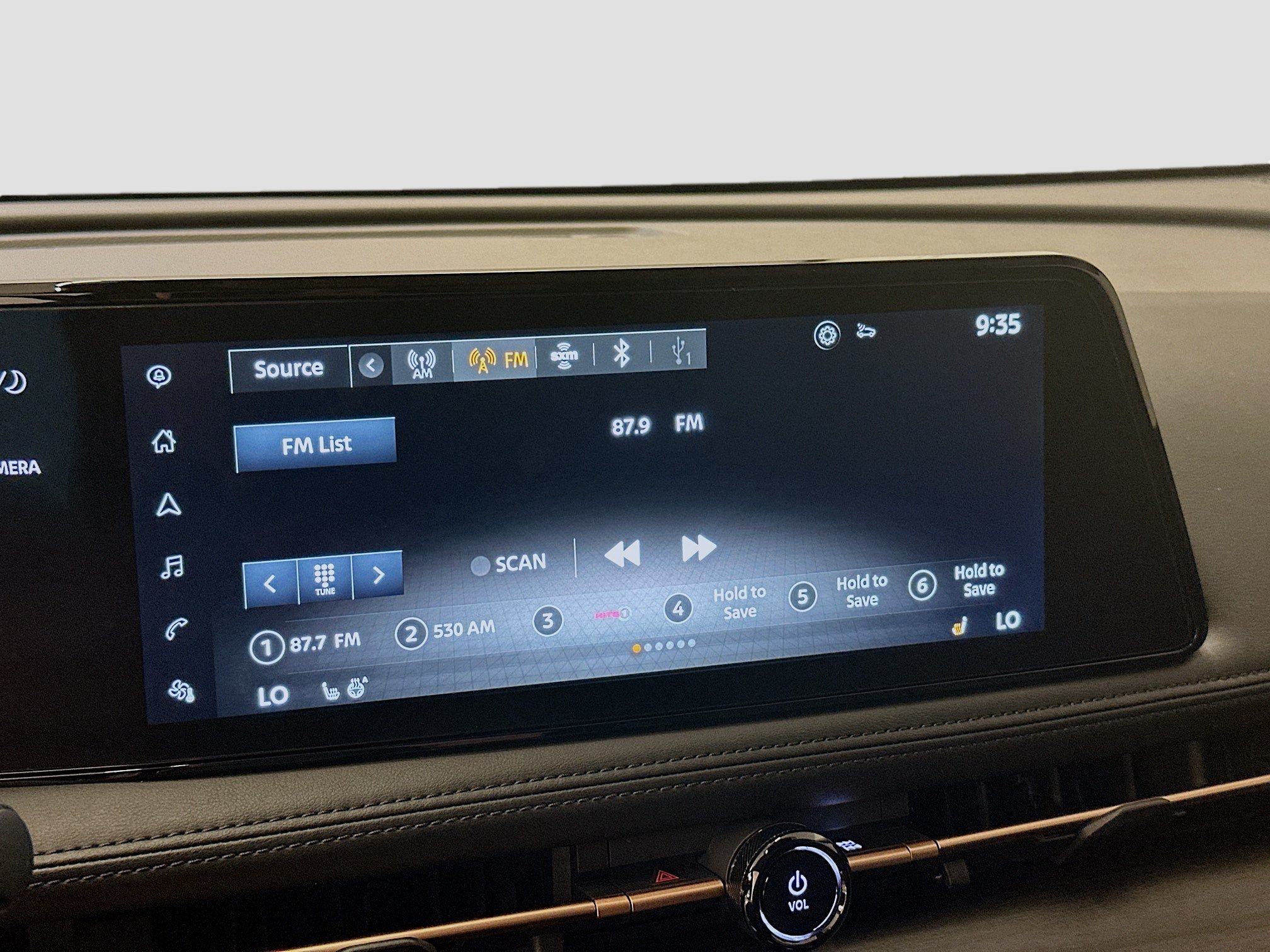Used 2024 Nissan Ariya AWD image 21