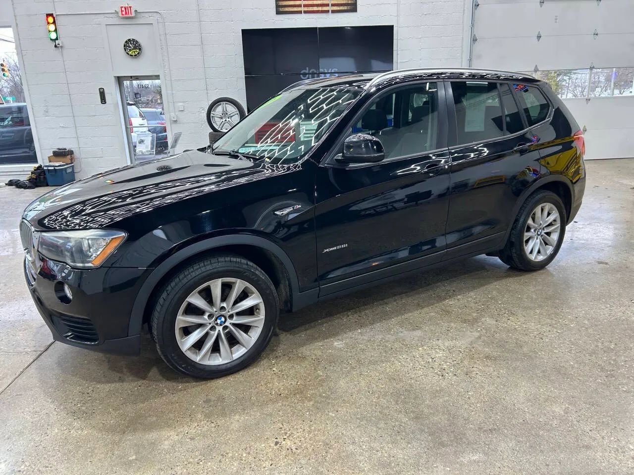 Used 2016 BMW X3 xDrive28i AWD/4WD image 1