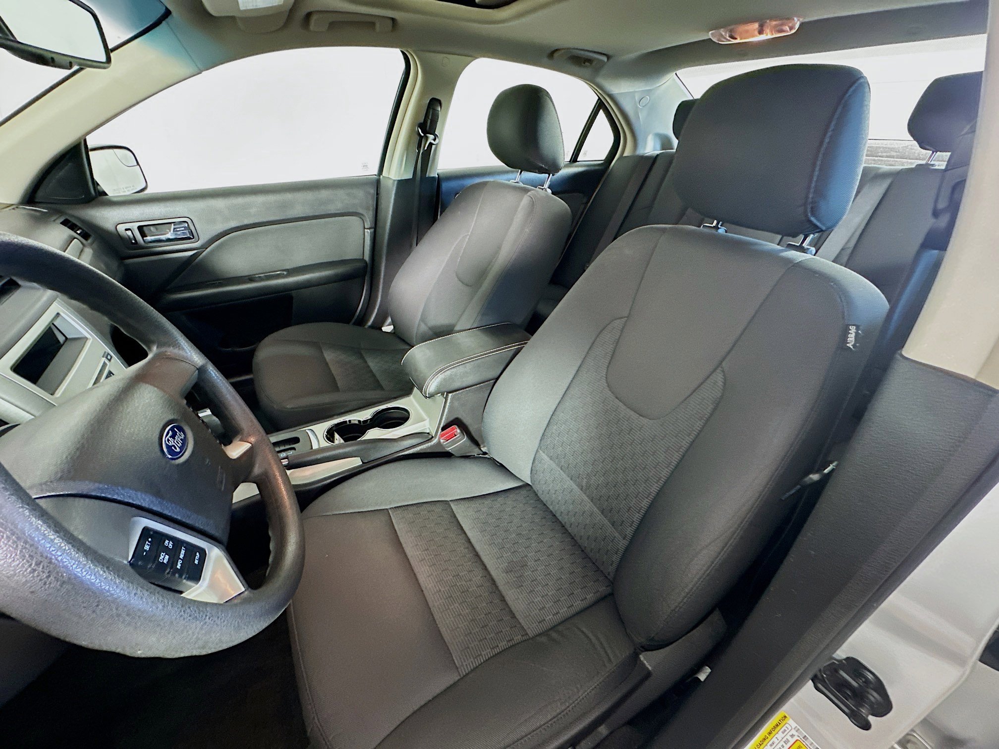 Used 2011 Ford Fusion SE w/ 202A Rapid Spec Order Code FWD image 13