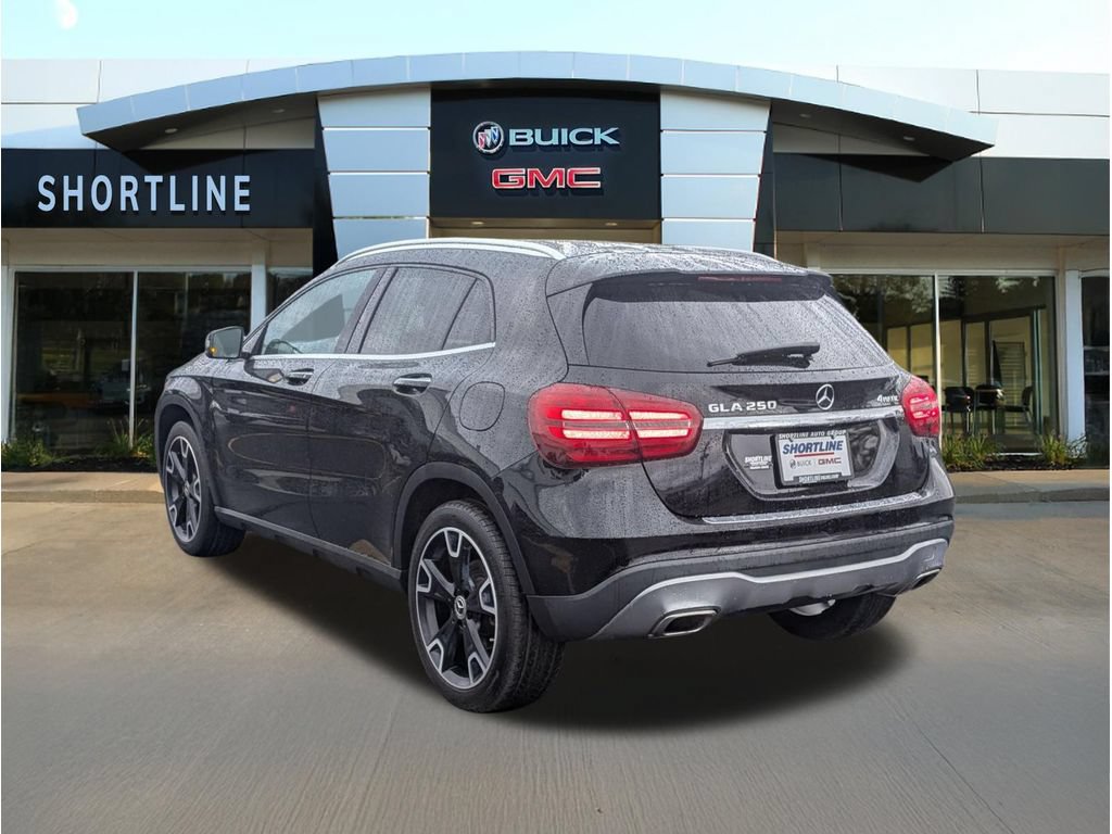 Used 2020 Mercedes-Benz GLA 250 4MATIC w/ Premium Package image 5