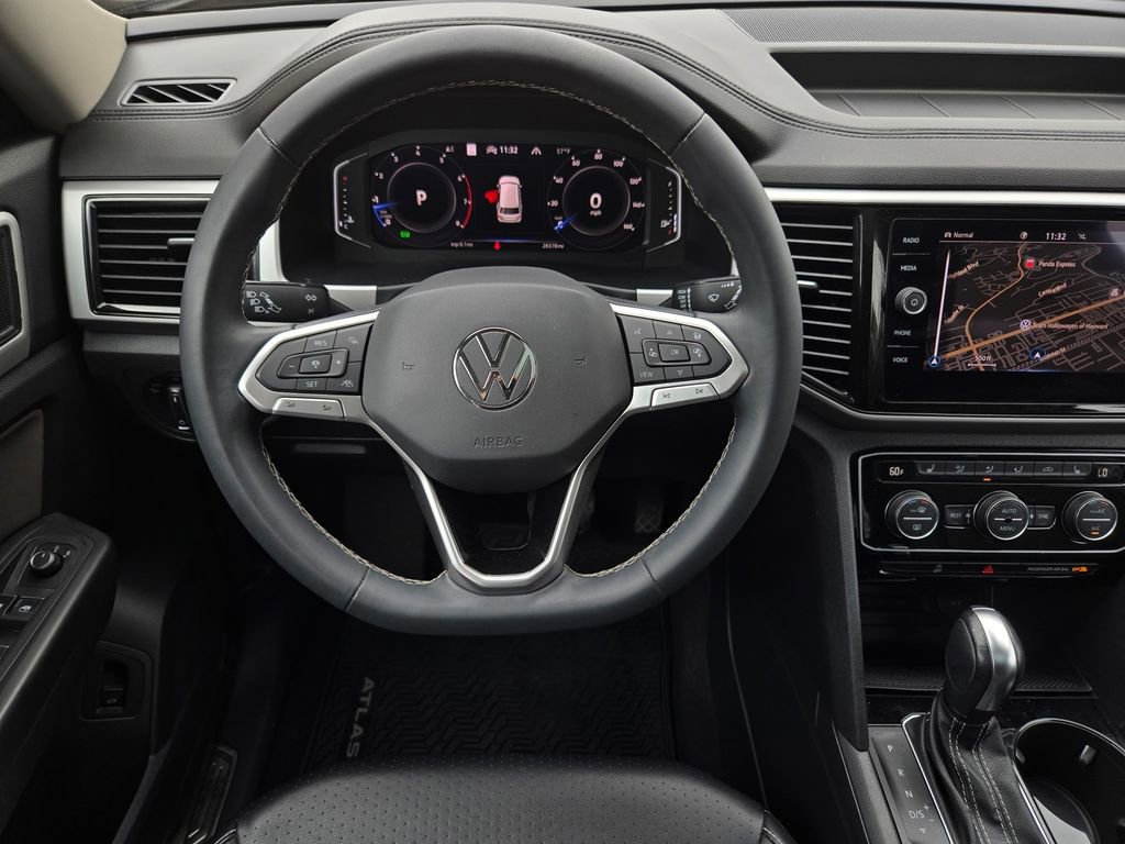 Used 2022 Volkswagen Atlas SEL image 14