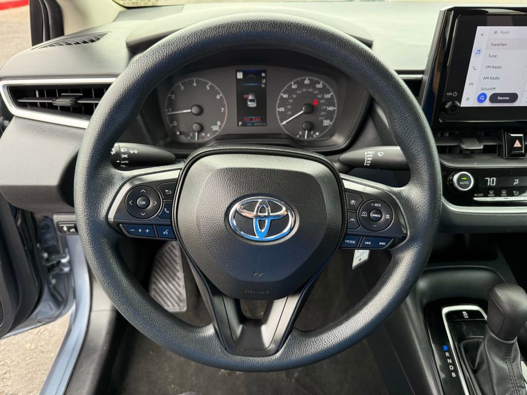 Used 2023 Toyota Corolla LE image 21