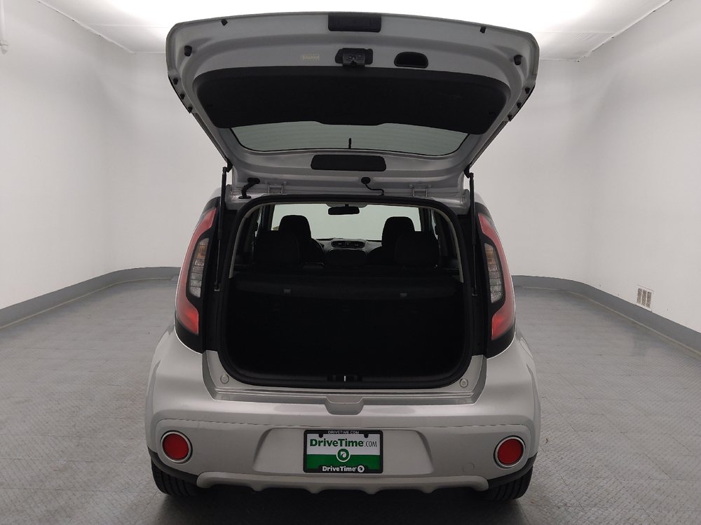 Used 2019 Kia Soul + FWD image 29