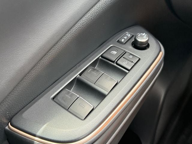 Certified 2023 Toyota Crown AWD/4WD image 25