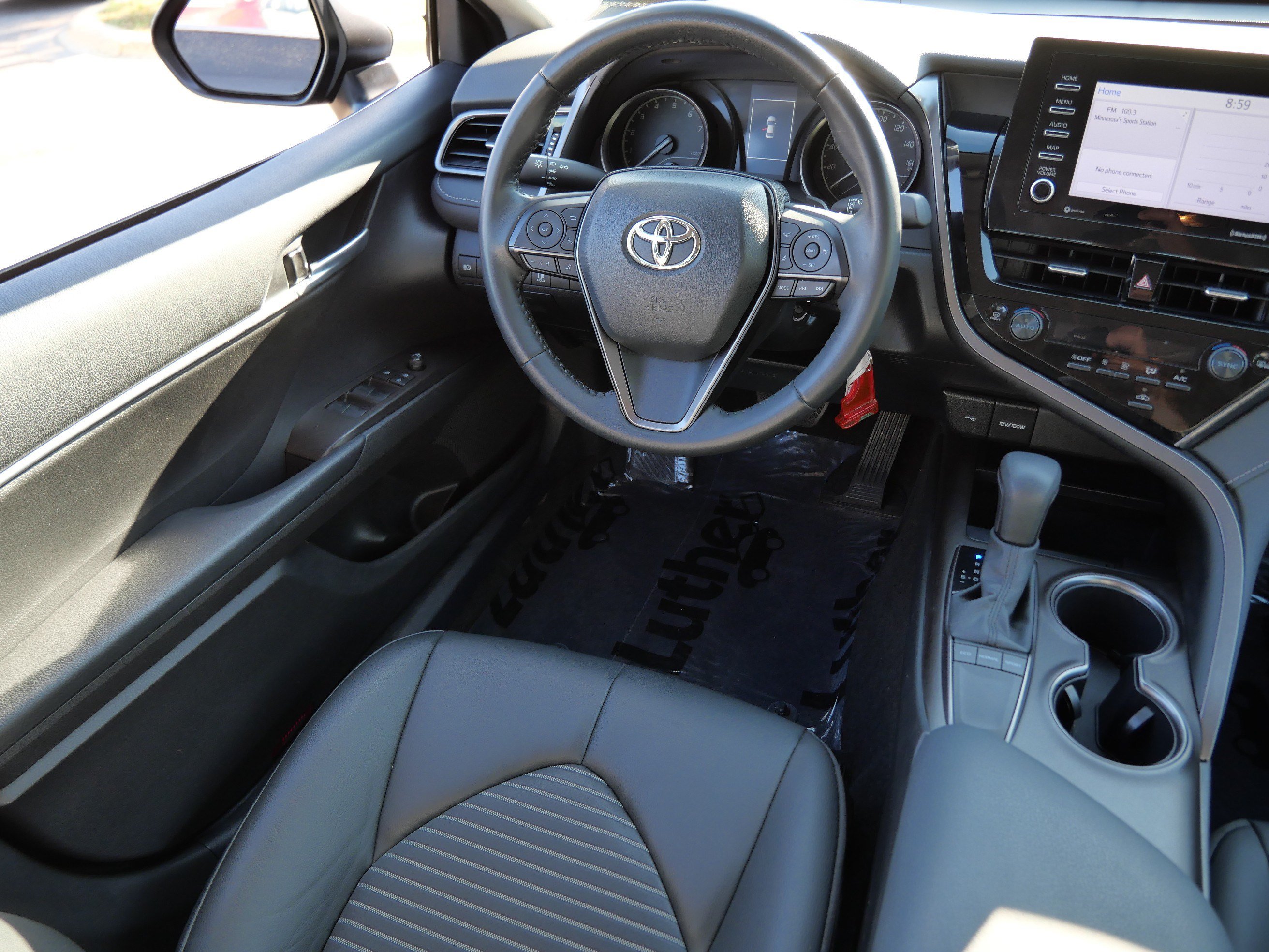 Used 2024 Toyota Camry SE w/ Protection Package (Q2) (TMS) FWD image 10