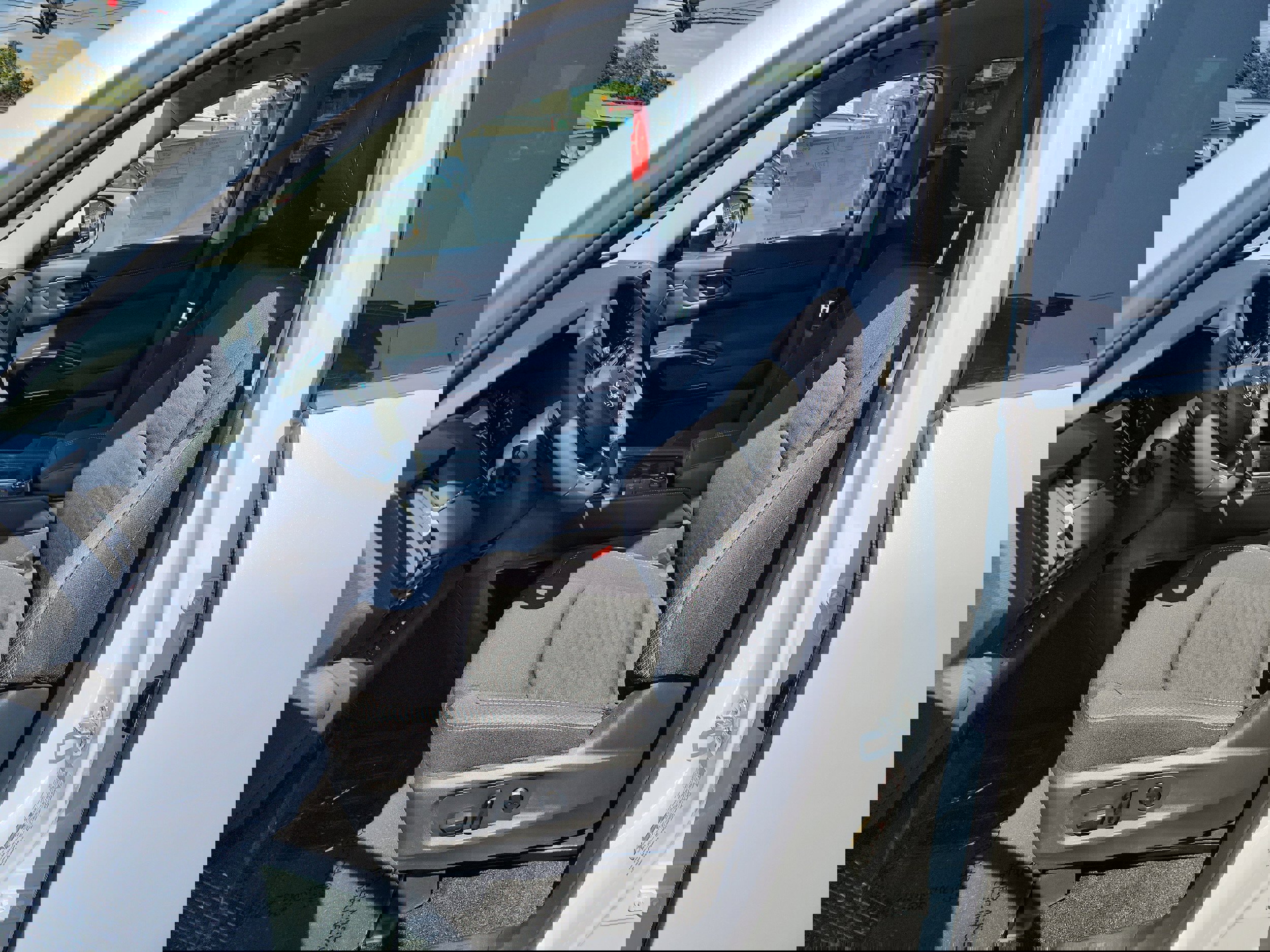 New 2025 Nissan Pathfinder SV w/ Black Appearance Package image 11