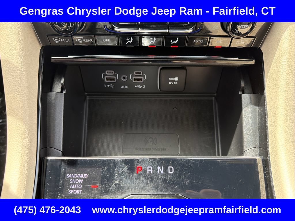 Used 2023 Jeep Grand Cherokee L Limited w/ Luxury Tech Group II AWD/4WD image 37