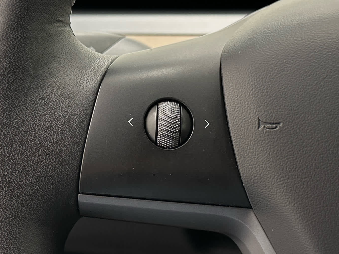 Used 2022 Tesla Model Y Performance image 25