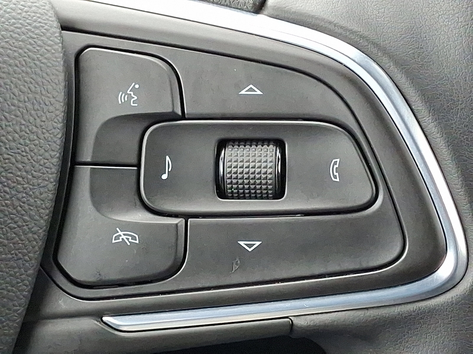 Used 2025 Buick Encore GX Sport Touring AWD/4WD image 22