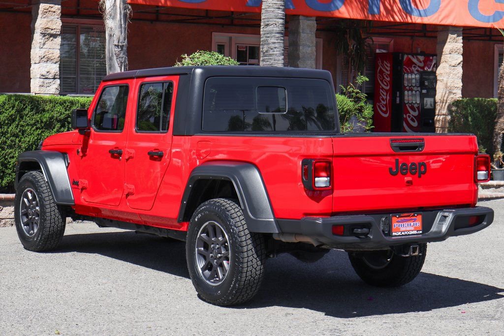 Used 2022 Jeep Gladiator Sport image 6