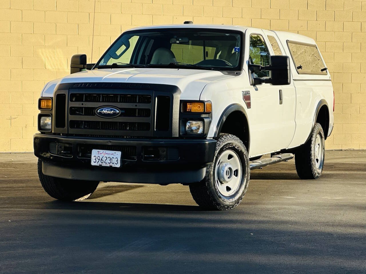 Used 2009 Ford F250 XL AWD/4WD image 3
