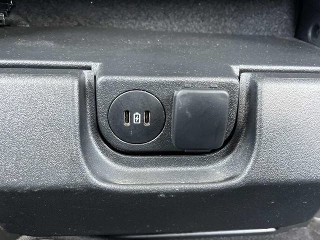 Used 2025 Ford F150 XLT w/ Equipment Group 301A Standard AWD/4WD image 17
