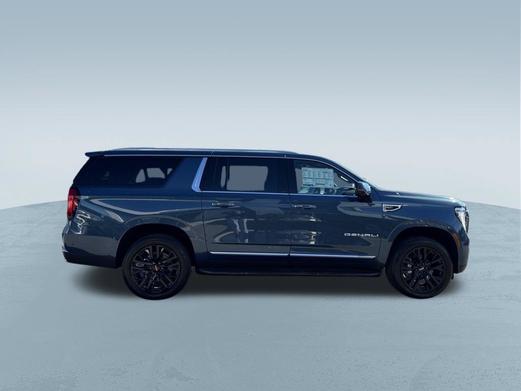 New 2026 GMC Yukon XL Denali w/ Advanced Technology Package AWD/4WD image 10