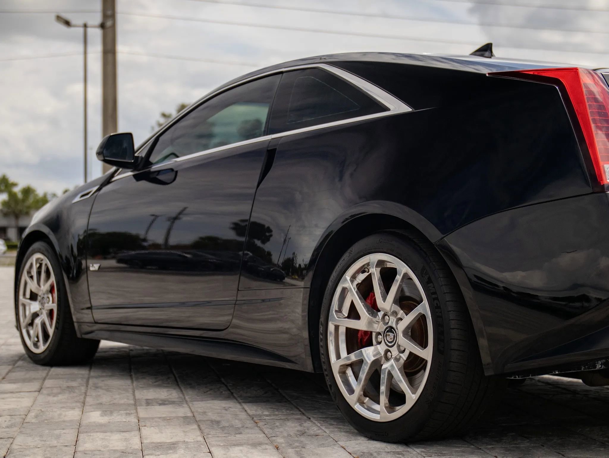 Used 2013 Cadillac CTS V w/ Wood Trim Package RWD image 13