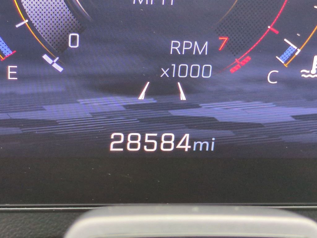 Used 2024 Chevrolet Traverse LT w/ Enhanced Driving Package image 17