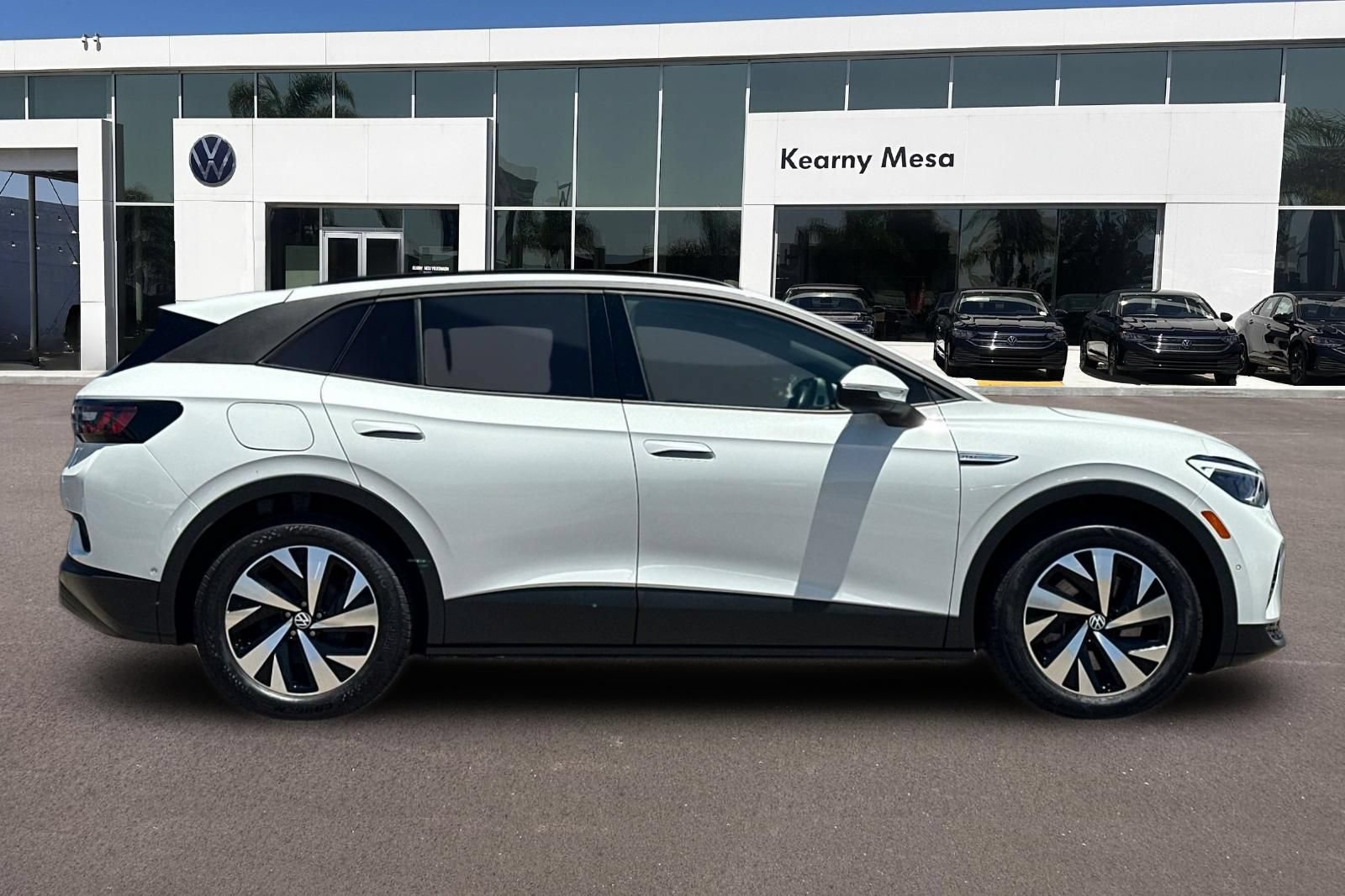 Used 2023 Volkswagen ID.4 Pro RWD image 3