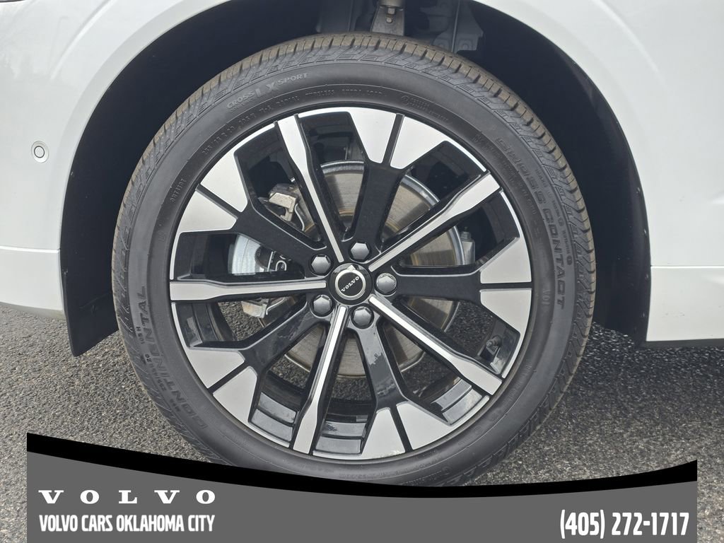 Certified 2026 Volvo XC60 B5 Plus w/ Protection Package Premier AWD/4WD image 11