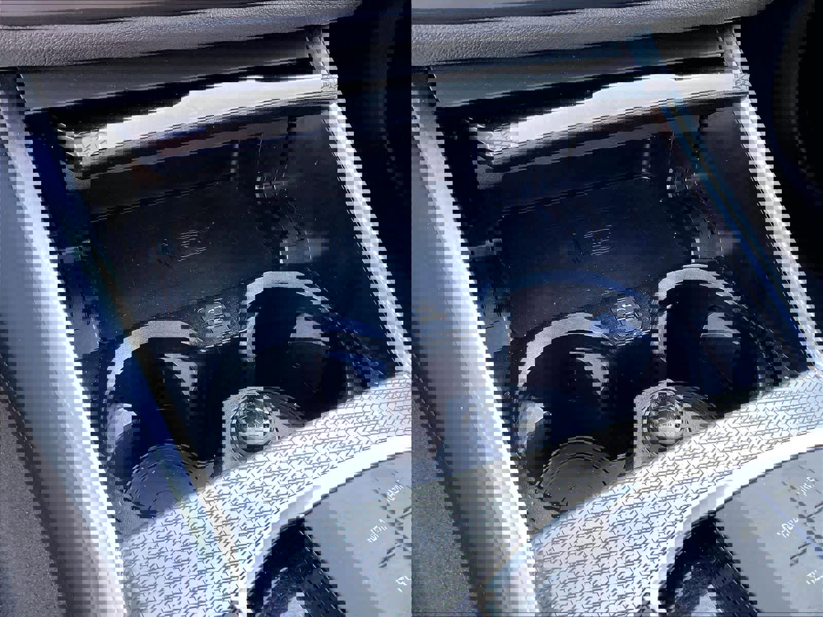 Certified 2025 BMW 330i xDrive Sedan w/ Convenience Package image 36