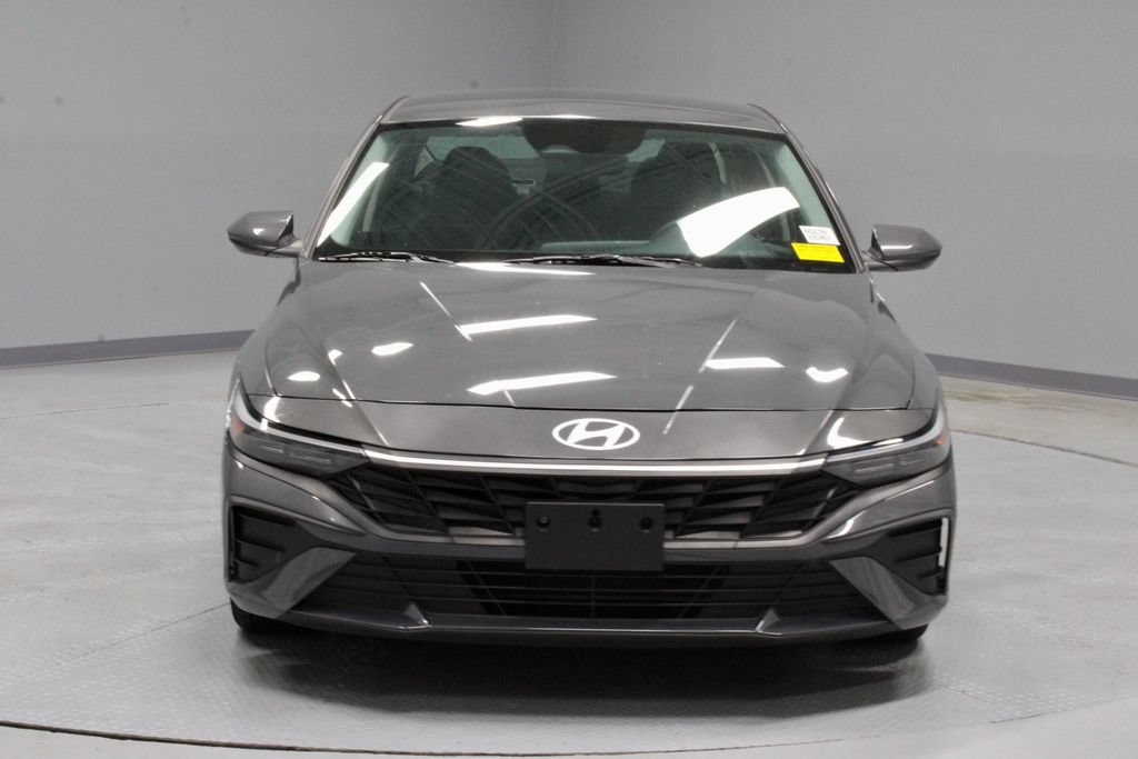 Used 2024 Hyundai Elantra SEL FWD image 6