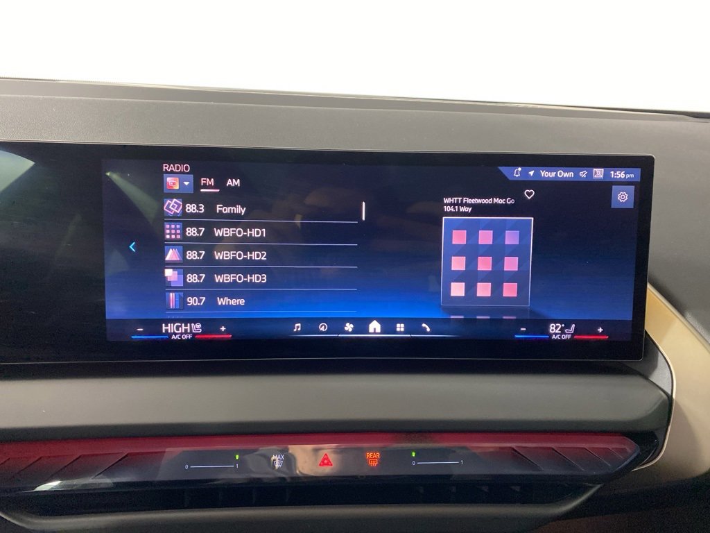 Used 2025 BMW X3 xDrive30i w/ Premium Package image 18