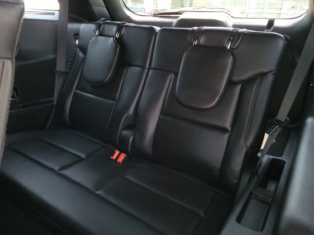 Used 2020 Ford Explorer XLT w/ Equipment Group 202A AWD/4WD image 9