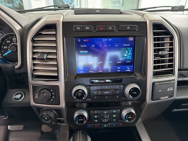 Used 2019 Ford F150 Platinum w/ Equipment Group 701A Luxury image 27