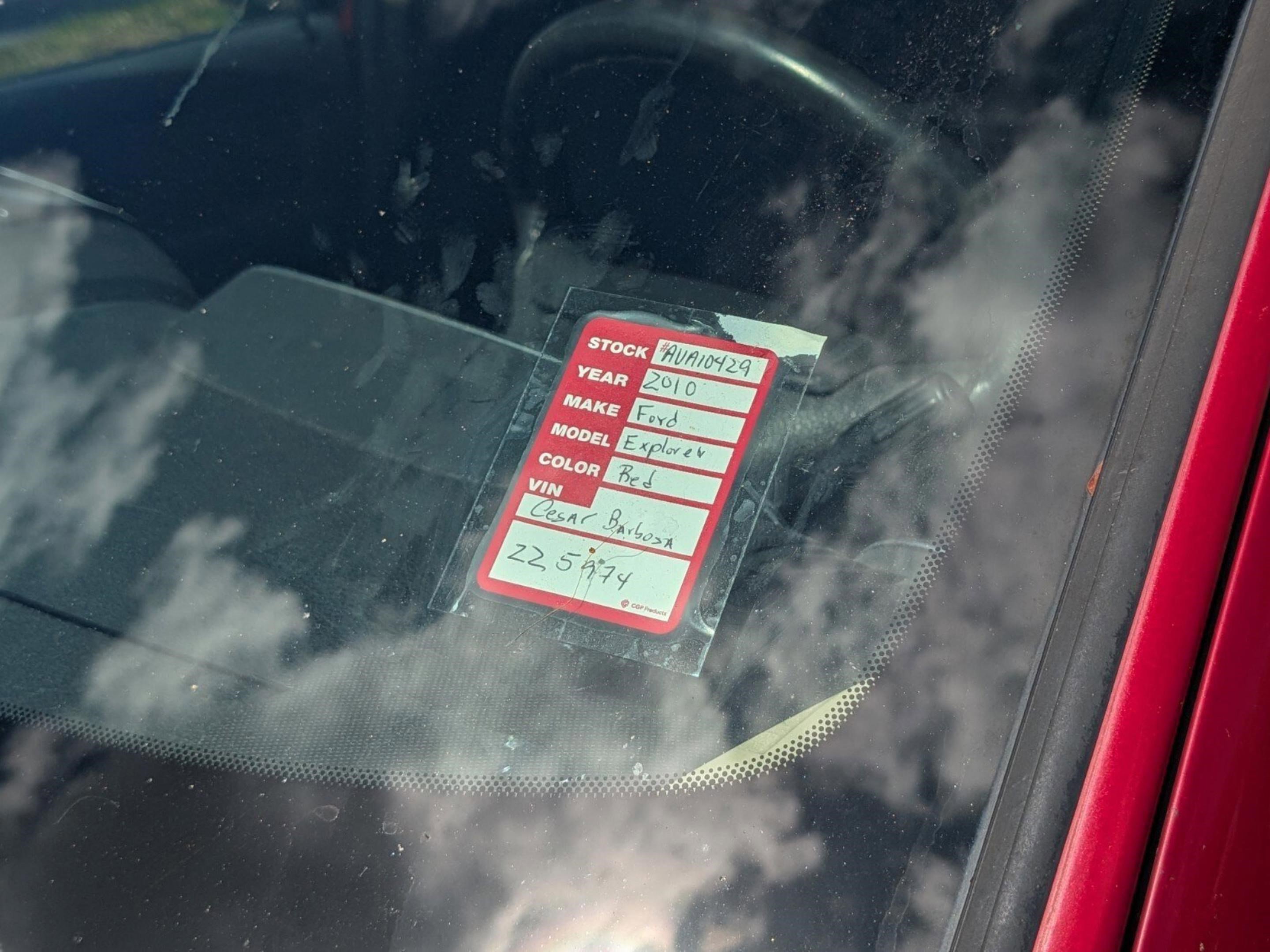 Used 2010 Ford Explorer Sport Trac XLT image 14