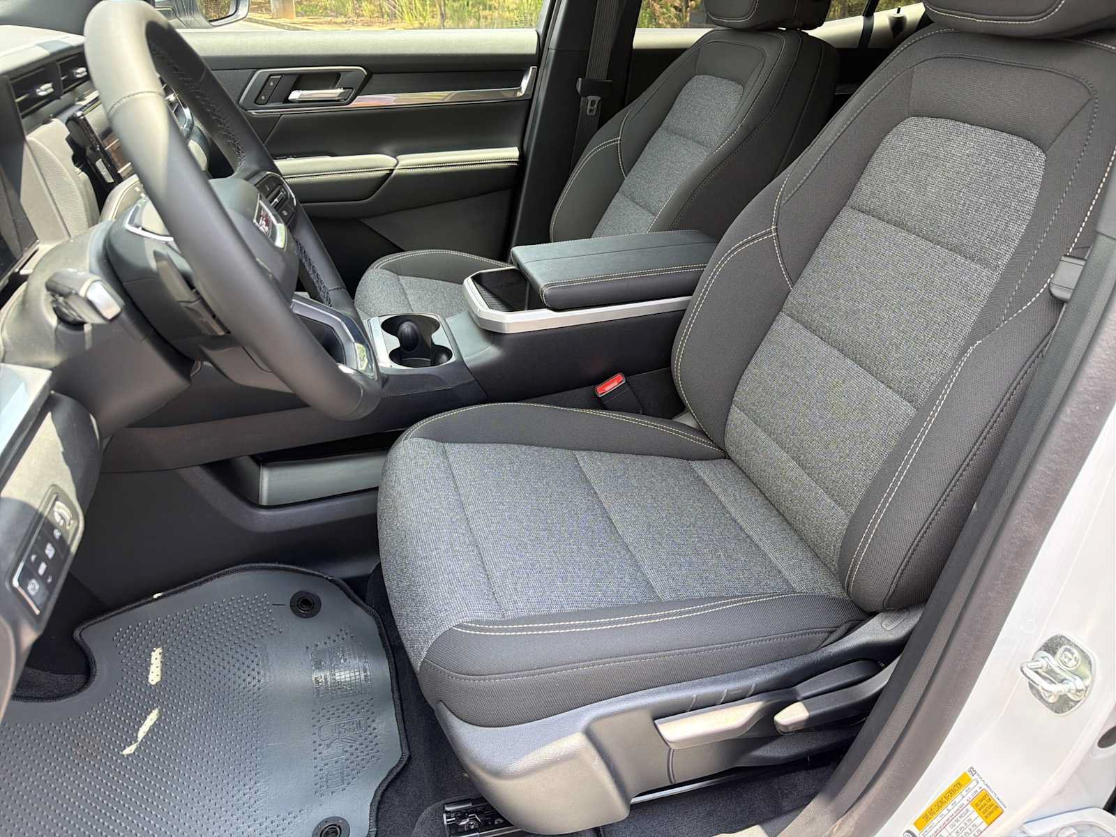 New 2026 GMC Terrain Elevation w/ Black Edition FWD image 19