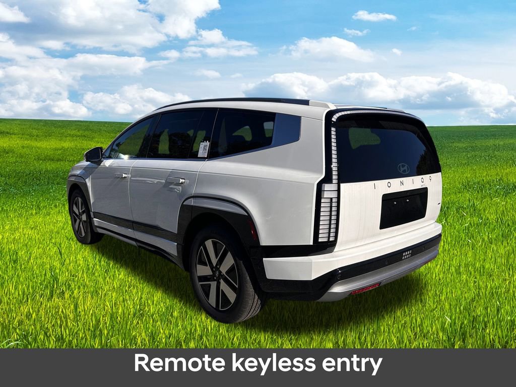 New 2026 Hyundai Ioniq 9 SEL image 3