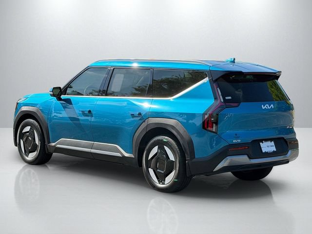 Certified 2026 Kia EV9 Wind AWD/4WD image 5