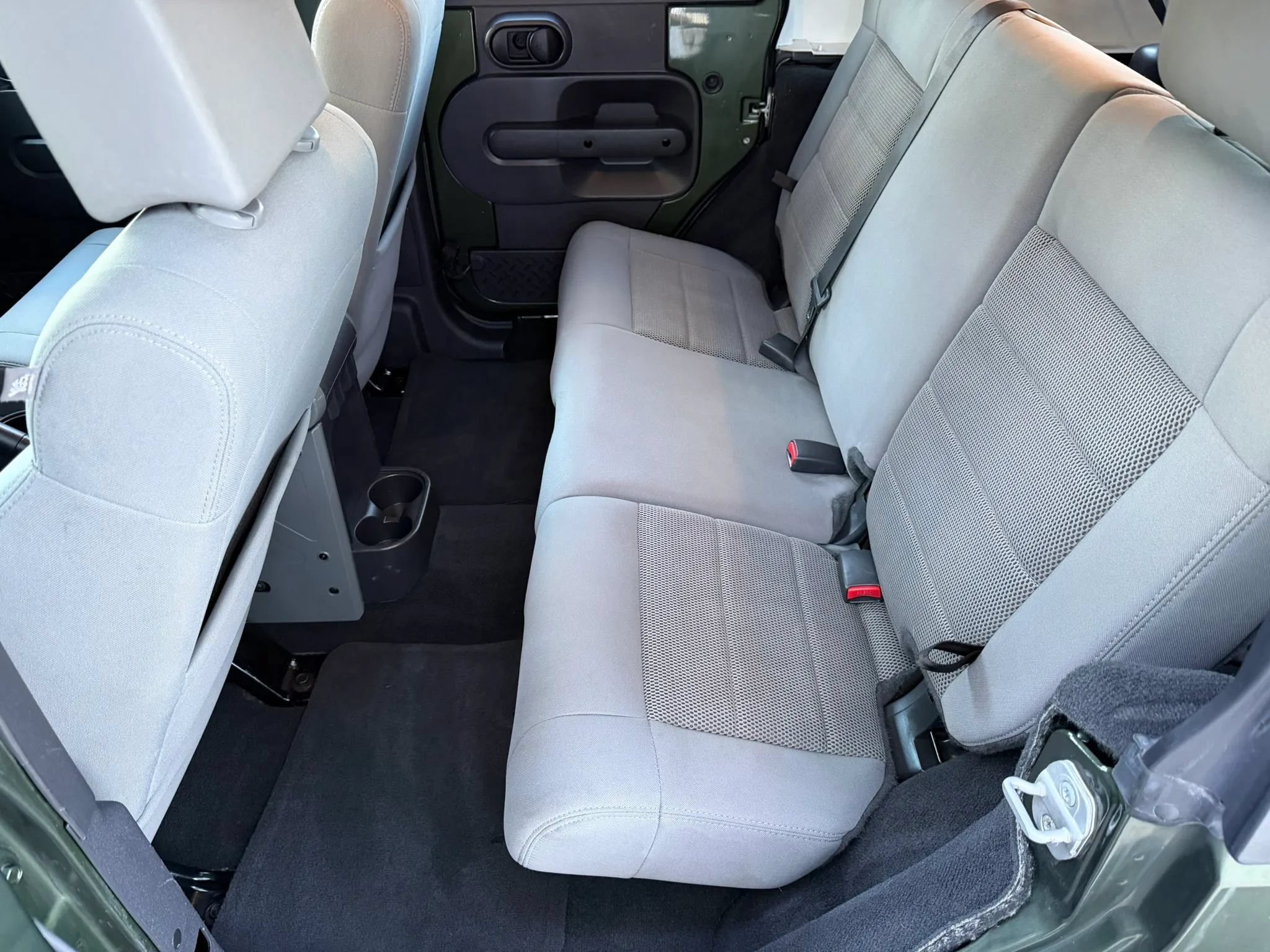 Used 2008 Jeep Wrangler Unlimited Rubicon w/ PWR Convenience Group AWD/4WD image 12