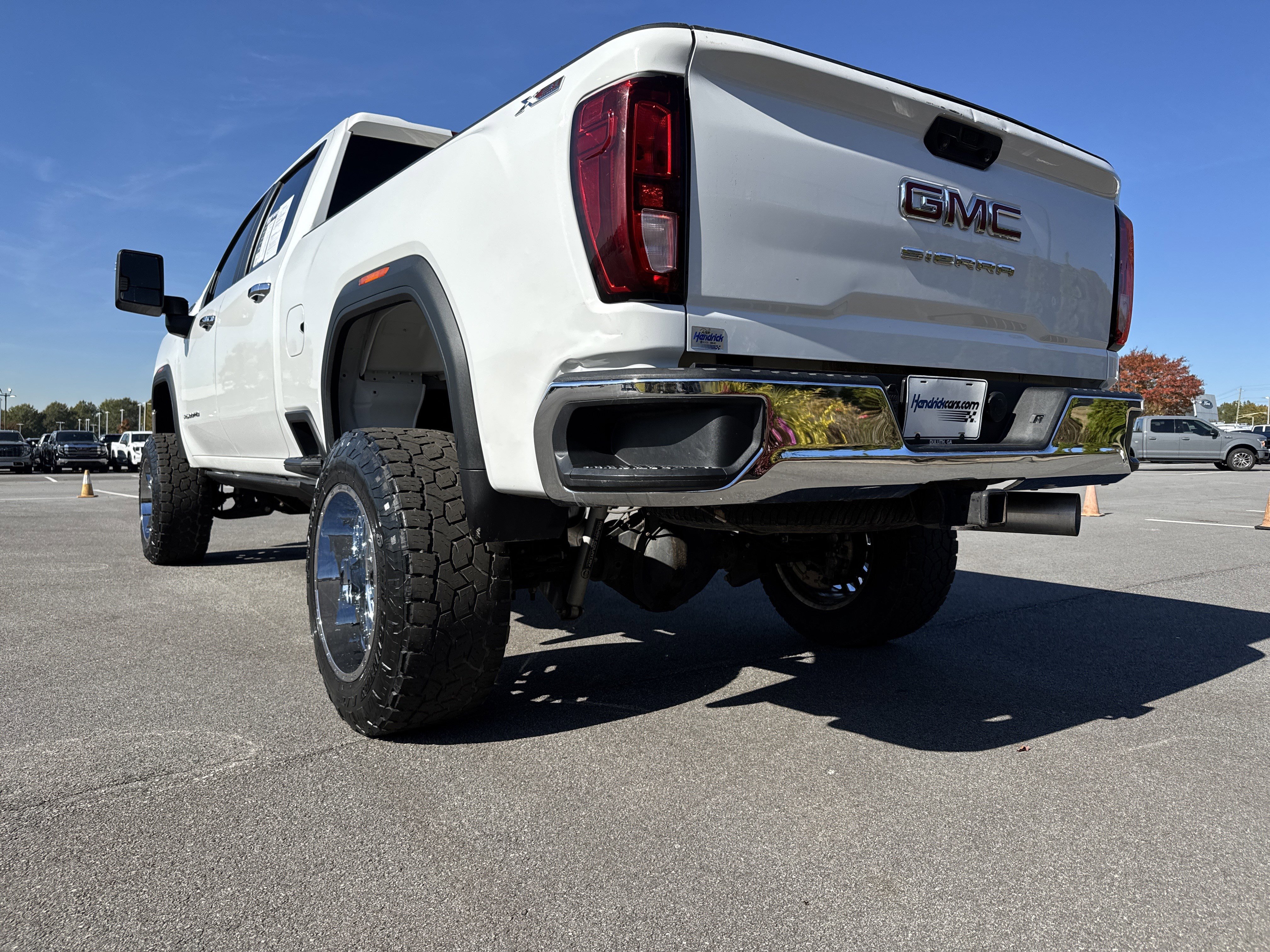 Used 2021 GMC Sierra 2500 4x4 Crew Cab w/ Convenience Package image 8