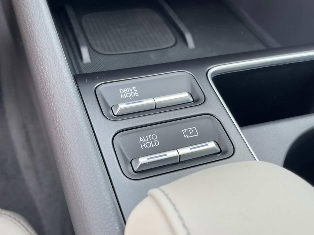 New 2025 Hyundai Sonata SEL image 31