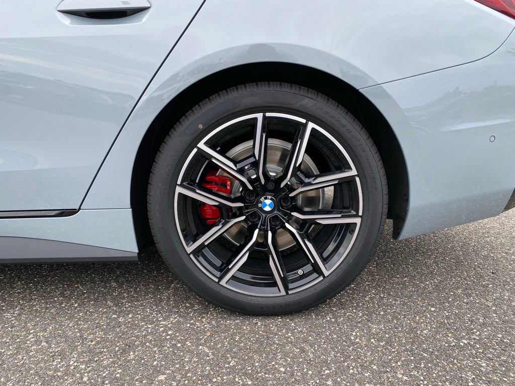 New 2026 BMW 430i xDrive w/ M Sport Package AWD/4WD image 5