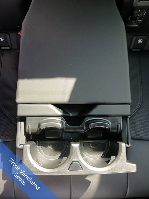 Used 2023 BMW M5 w/ Executive Package image 16