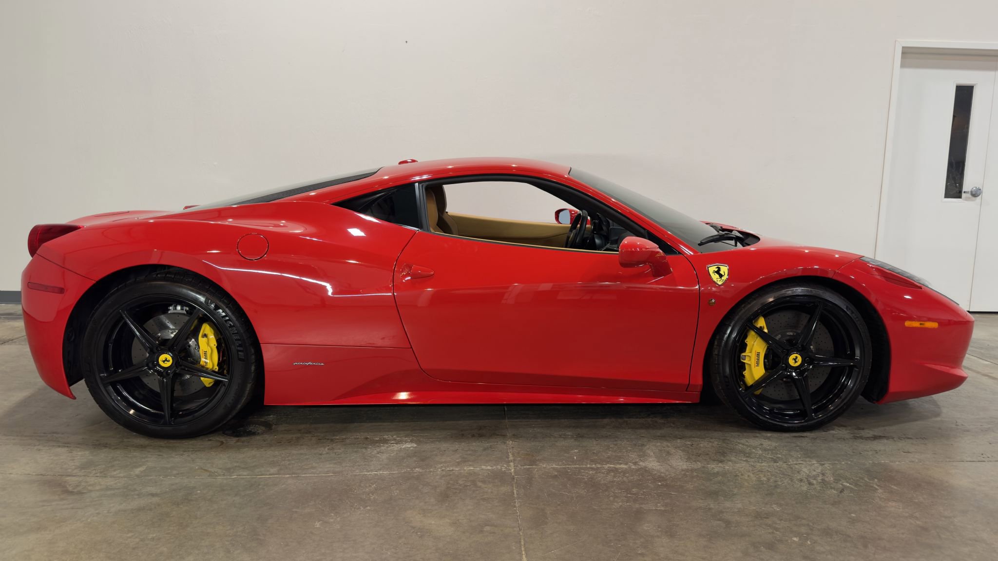 Used 2011 Ferrari 458 Italia Coupe image 18