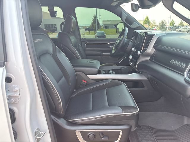 Used 2024 RAM 1500 Laramie AWD/4WD image 24