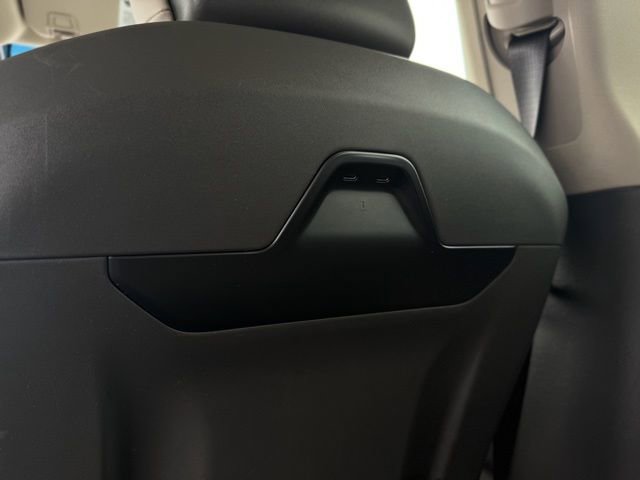 Used 2025 Lincoln Nautilus Premier image 22