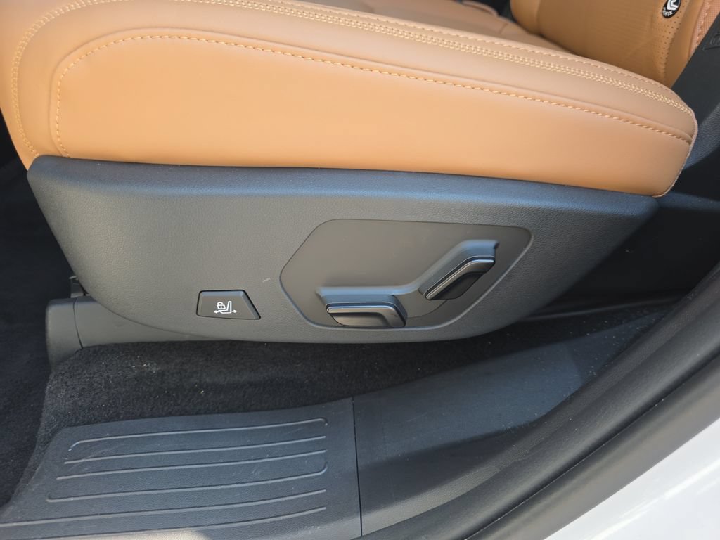 New 2026 Hyundai Santa Fe Calligraphy FWD image 33