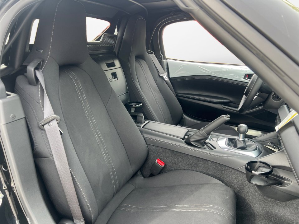 New 2026 MAZDA MX-5 Miata Club w/ Interior Package RWD image 9