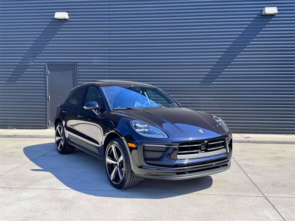New 2025 Porsche Macan AWD/4WD image 11