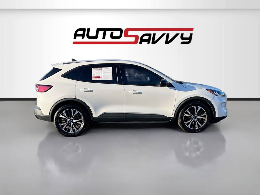 Used 2022 Ford Escape SE w/ SE Sport Appearance Package FWD image 8