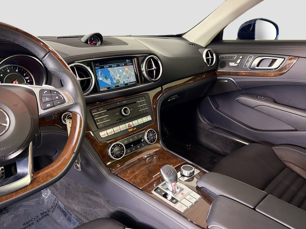 Used 2019 Mercedes-Benz SL 450 image 24
